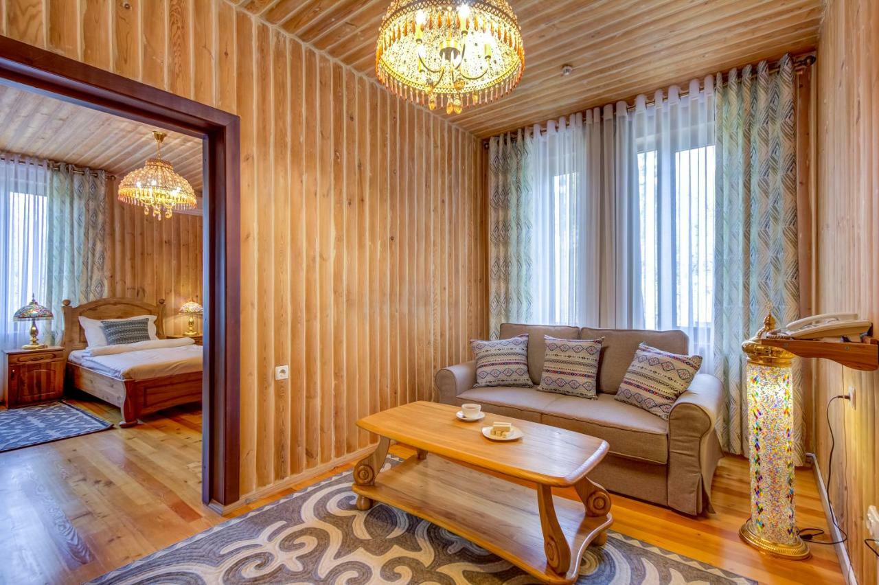 Navat Hotel Бишкек Екстериор снимка