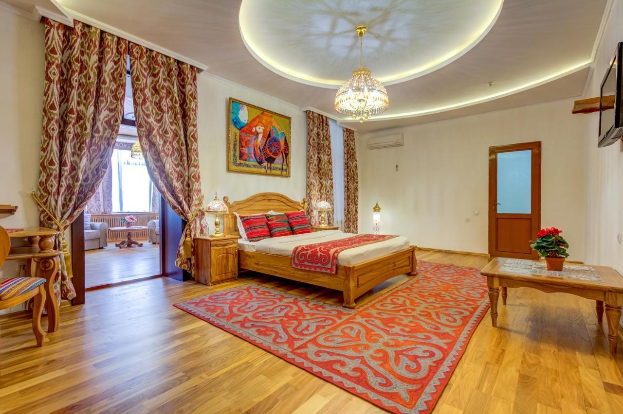 Navat Hotel Бишкек Екстериор снимка